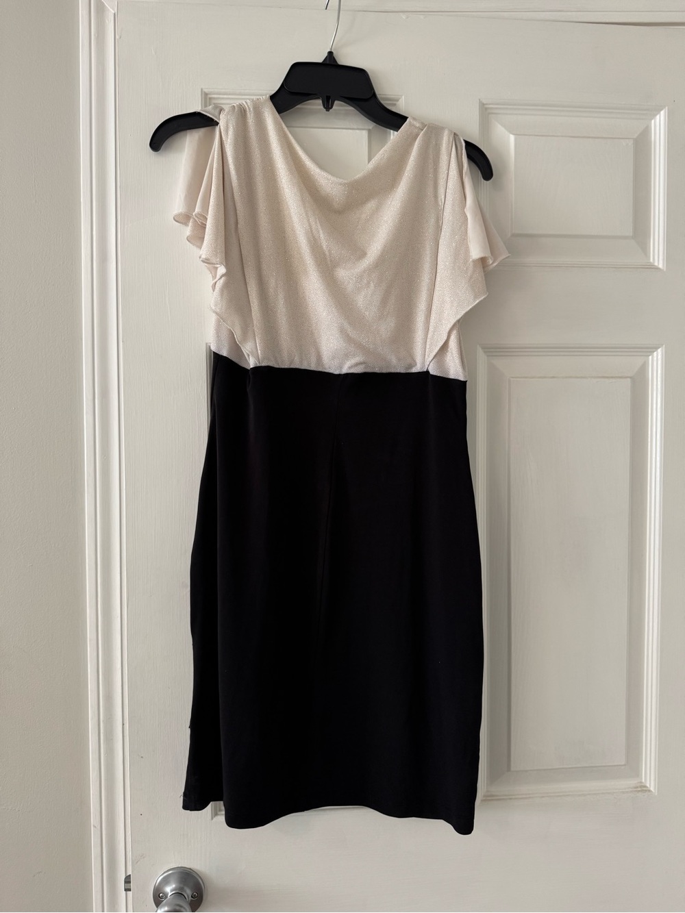 Women’s Ruffle Party Dress - Picture 4 of 4